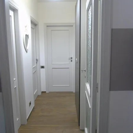 Homiday - Oleandri, Interno 8